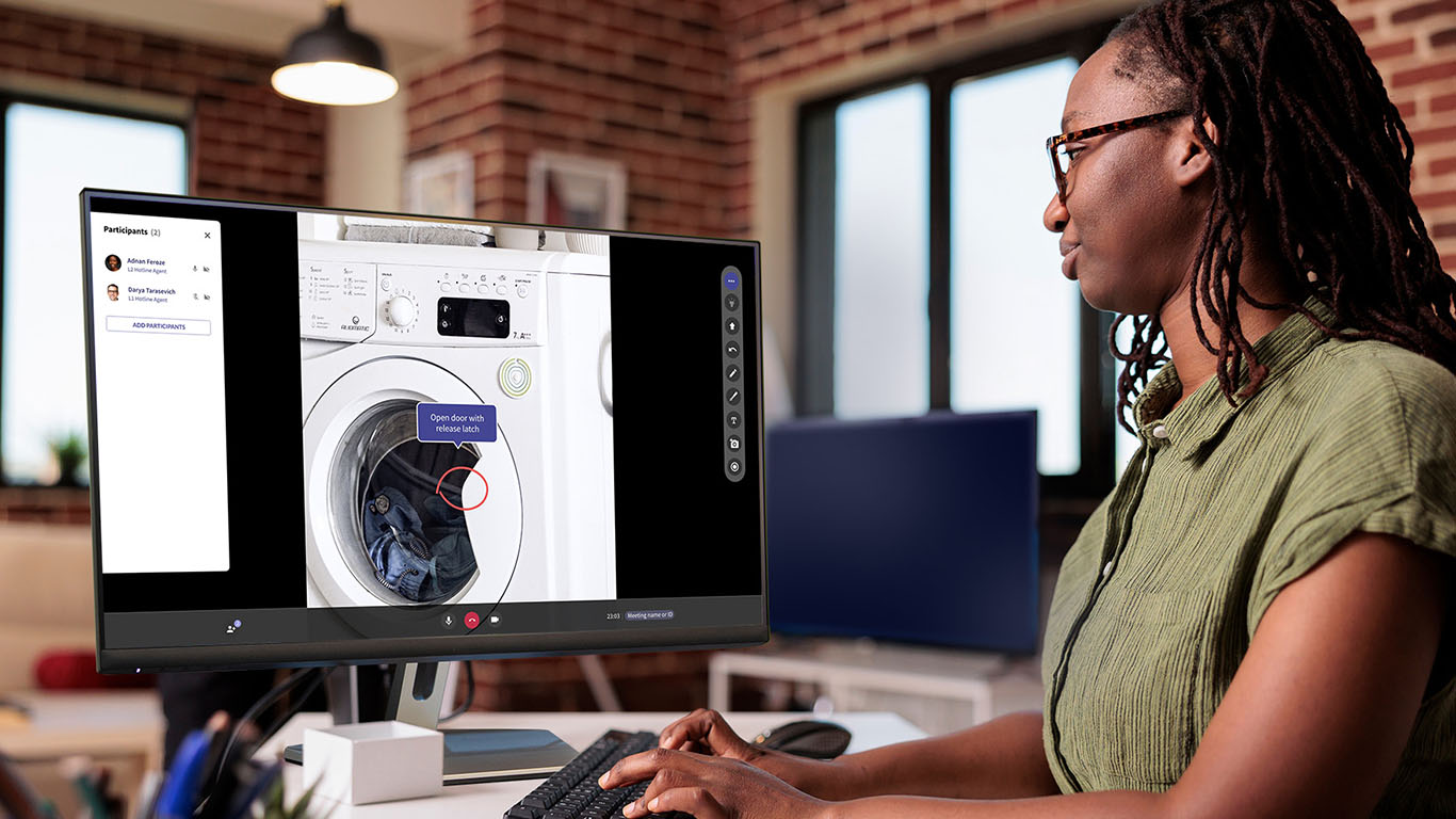 customer service agent using AR remote visual guidance